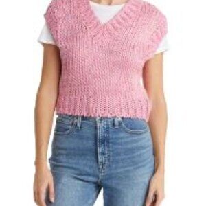 New with tags Ever After V-Neck Cap sleeve Sweater - Size large.  Pink .